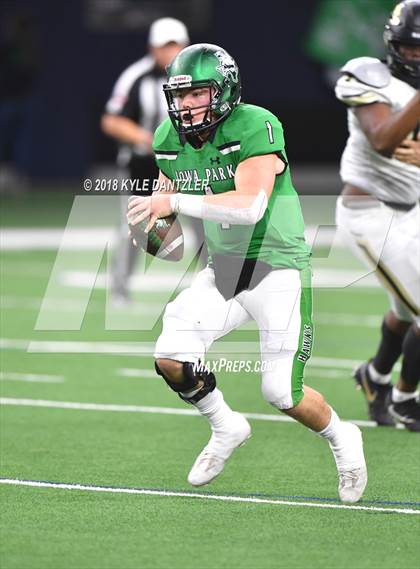 Thumbnail 1 in Iowa Park vs. Pleasant Grove (UIL 4A Division 2 Semifinal) photogallery.