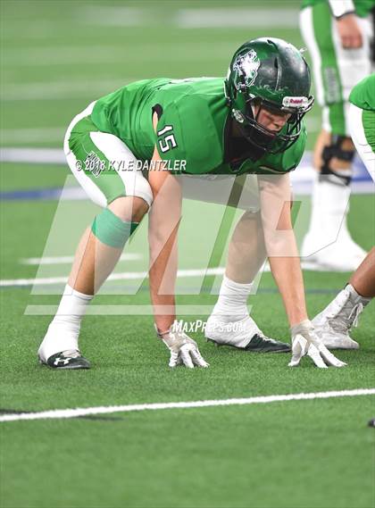 Thumbnail 2 in Iowa Park vs. Pleasant Grove (UIL 4A Division 2 Semifinal) photogallery.