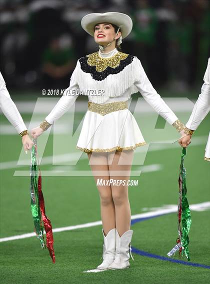 Thumbnail 2 in Iowa Park vs. Pleasant Grove (UIL 4A Division 2 Semifinal) photogallery.