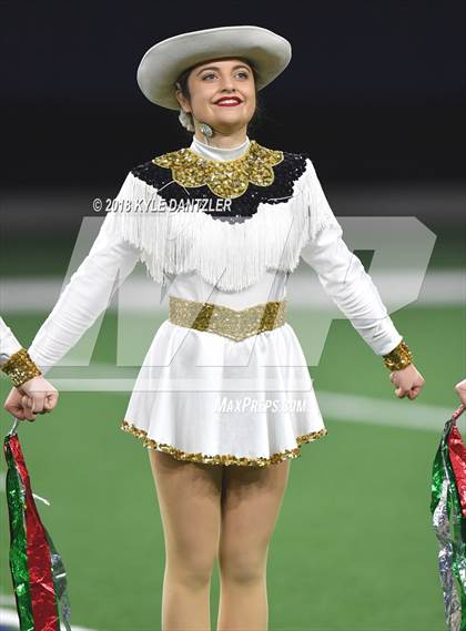 Thumbnail 3 in Iowa Park vs. Pleasant Grove (UIL 4A Division 2 Semifinal) photogallery.