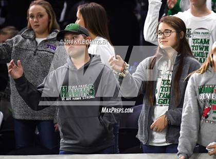 Thumbnail 1 in Iowa Park vs. Pleasant Grove (UIL 4A Division 2 Semifinal) photogallery.