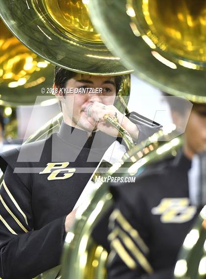 Thumbnail 2 in Iowa Park vs. Pleasant Grove (UIL 4A Division 2 Semifinal) photogallery.