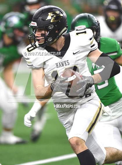 Thumbnail 2 in Iowa Park vs. Pleasant Grove (UIL 4A Division 2 Semifinal) photogallery.