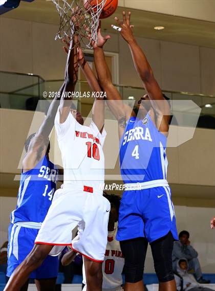 Thumbnail 1 in View Park vs. Serra (MLK Day Showdown) photogallery.