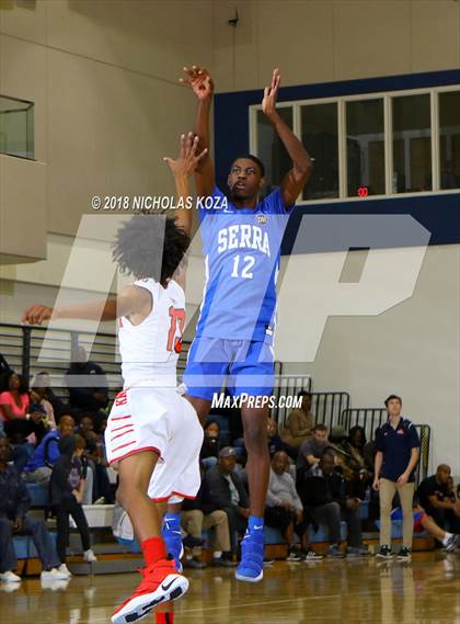 Thumbnail 1 in View Park vs. Serra (MLK Day Showdown) photogallery.