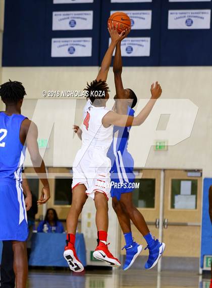 Thumbnail 1 in View Park vs. Serra (MLK Day Showdown) photogallery.