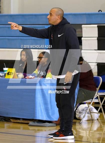 Thumbnail 1 in View Park vs. Serra (MLK Day Showdown) photogallery.