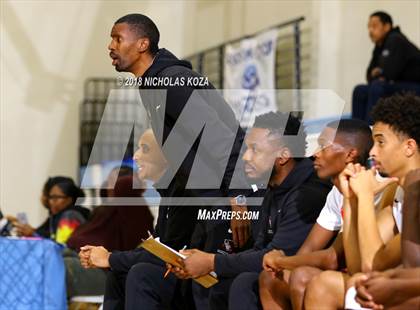 Thumbnail 1 in View Park vs. Serra (MLK Day Showdown) photogallery.