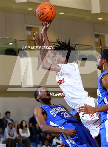 Thumbnail 3 in View Park vs. Serra (MLK Day Showdown) photogallery.