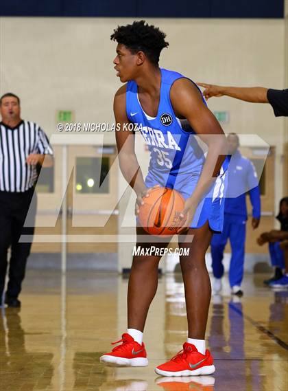 Thumbnail 3 in View Park vs. Serra (MLK Day Showdown) photogallery.