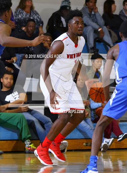 Thumbnail 3 in View Park vs. Serra (MLK Day Showdown) photogallery.