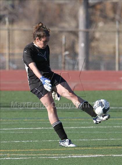 Thumbnail 3 in Cherry Creek vs Fairview (Warrior Invitational) photogallery.