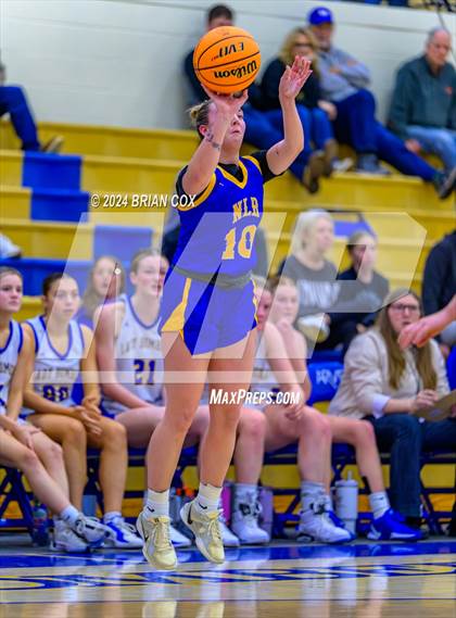 Thumbnail 2 in North Little Rock vs Mountain Home (Atlas Asphalt Holiday Classic) photogallery.