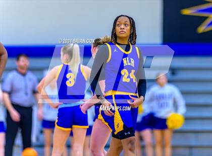 Thumbnail 2 in North Little Rock vs Mountain Home (Atlas Asphalt Holiday Classic) photogallery.