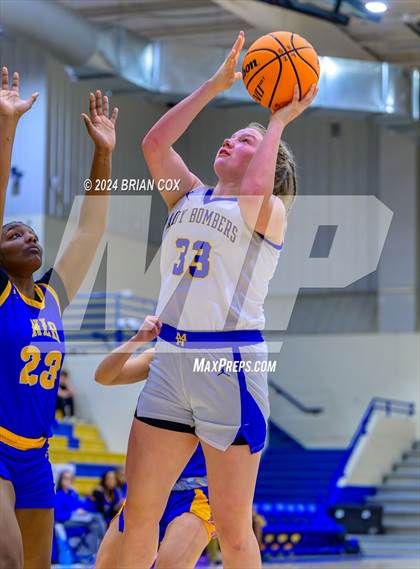 Thumbnail 3 in North Little Rock vs Mountain Home (Atlas Asphalt Holiday Classic) photogallery.