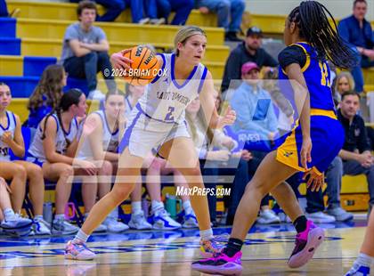 Thumbnail 3 in North Little Rock vs Mountain Home (Atlas Asphalt Holiday Classic) photogallery.