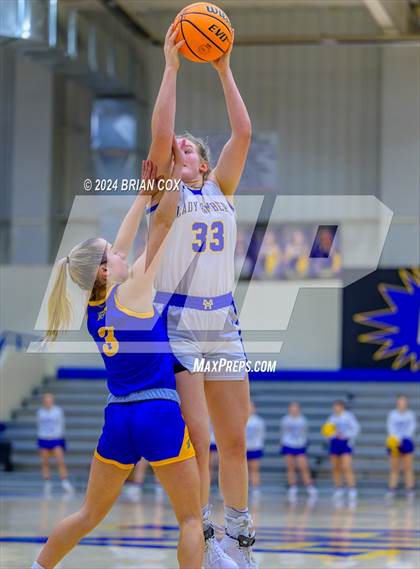 Thumbnail 1 in North Little Rock vs Mountain Home (Atlas Asphalt Holiday Classic) photogallery.