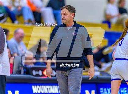 Thumbnail 1 in North Little Rock vs Mountain Home (Atlas Asphalt Holiday Classic) photogallery.