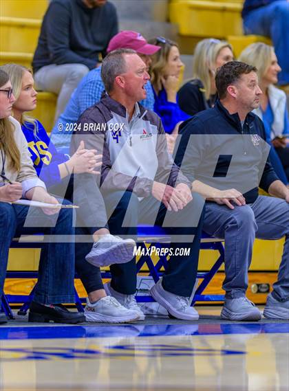 Thumbnail 1 in North Little Rock vs Mountain Home (Atlas Asphalt Holiday Classic) photogallery.