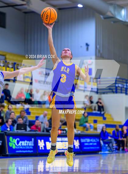 Thumbnail 2 in North Little Rock vs Mountain Home (Atlas Asphalt Holiday Classic) photogallery.