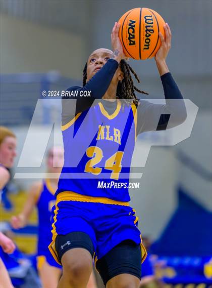 Thumbnail 1 in North Little Rock vs Mountain Home (Atlas Asphalt Holiday Classic) photogallery.