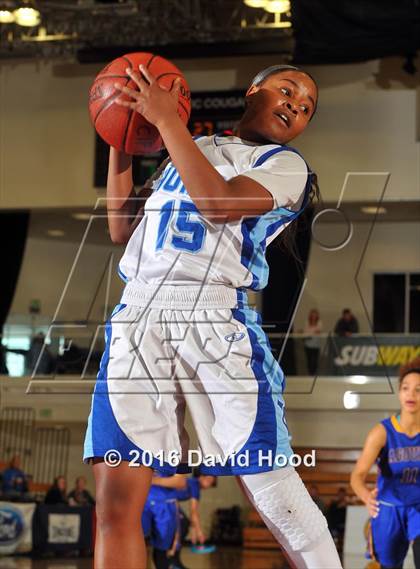 Thumbnail 2 in Agoura vs. Norco (CIF SS 2A Final) photogallery.