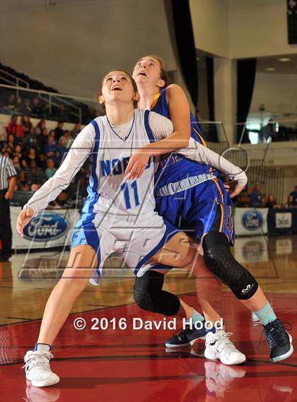Thumbnail 3 in Agoura vs. Norco (CIF SS 2A Final) photogallery.