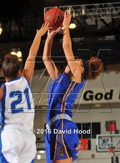 Thumbnail 2 in Agoura vs. Norco (CIF SS 2A Final) photogallery.