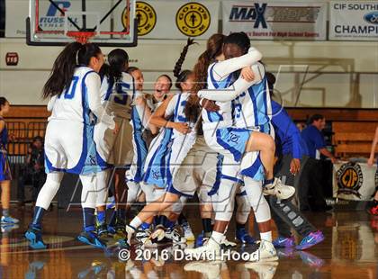 Thumbnail 3 in Agoura vs. Norco (CIF SS 2A Final) photogallery.