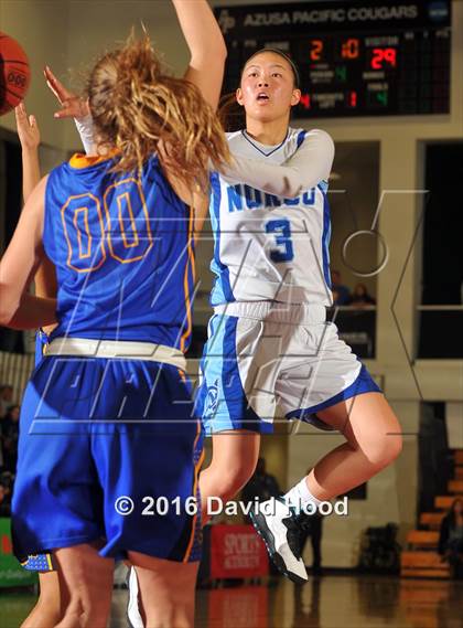 Thumbnail 2 in Agoura vs. Norco (CIF SS 2A Final) photogallery.