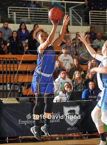 Thumbnail 2 in Agoura vs. Norco (CIF SS 2A Final) photogallery.