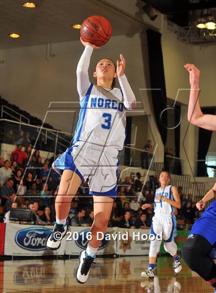Thumbnail 1 in Agoura vs. Norco (CIF SS 2A Final) photogallery.
