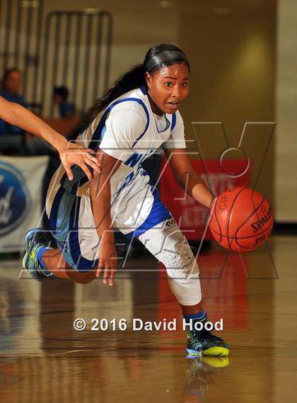 Thumbnail 1 in Agoura vs. Norco (CIF SS 2A Final) photogallery.