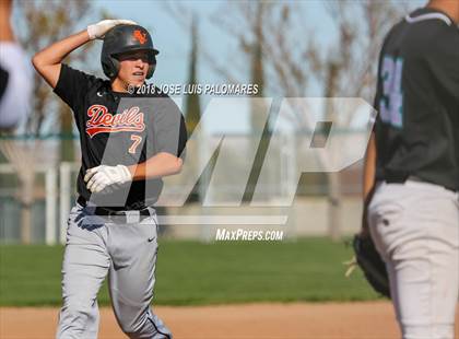 Thumbnail 1 in Apple Valley @ Sultana photogallery.