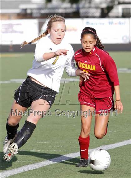 Thumbnail 2 in Newbury Park vs Arcadia (CIF SS D2 Playoffs) photogallery.