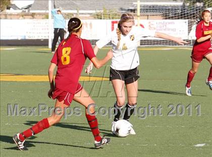Thumbnail 3 in Newbury Park vs Arcadia (CIF SS D2 Playoffs) photogallery.