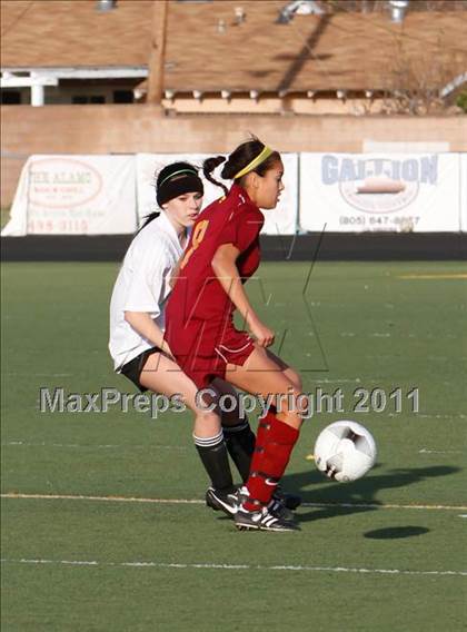 Thumbnail 2 in Newbury Park vs Arcadia (CIF SS D2 Playoffs) photogallery.