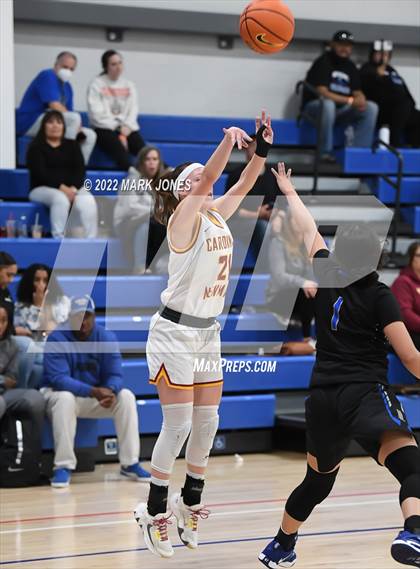 Thumbnail 2 in Mesquite vs. Cardinal Newman (Nike Tournament of Champions) photogallery.