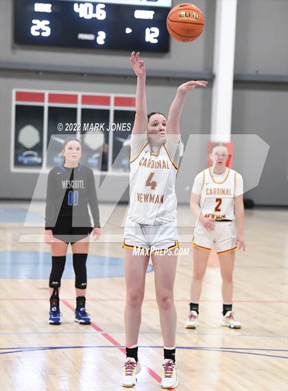 Thumbnail 3 in Mesquite vs. Cardinal Newman (Nike Tournament of Champions) photogallery.