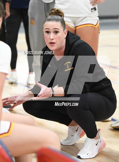 Thumbnail 1 in Mesquite vs. Cardinal Newman (Nike Tournament of Champions) photogallery.