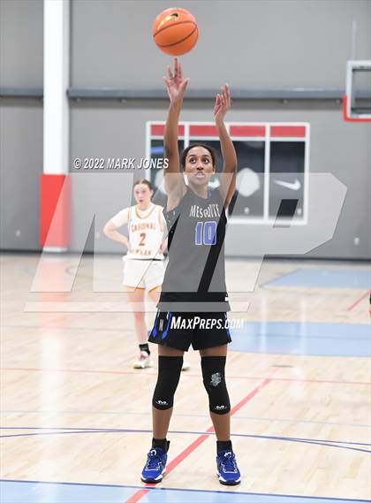 Thumbnail 1 in Mesquite vs. Cardinal Newman (Nike Tournament of Champions) photogallery.