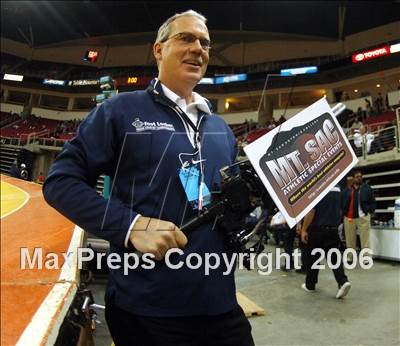 Thumbnail 3 in Run For the Dream Indoor Invitational (Fresno) photogallery.
