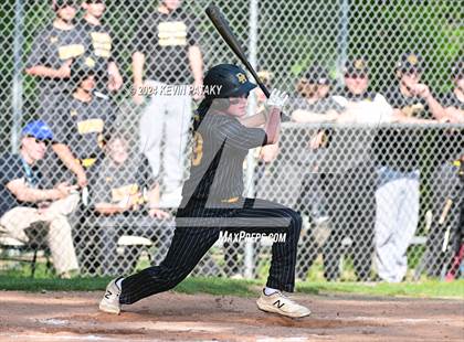 Thumbnail 1 in North Haven @ Daniel Hand (SCC Semifinal) photogallery.
