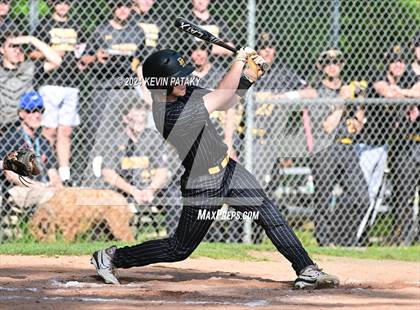 Thumbnail 3 in North Haven @ Daniel Hand (SCC Semifinal) photogallery.