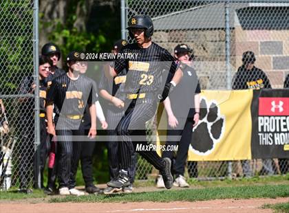 Thumbnail 1 in North Haven @ Daniel Hand (SCC Semifinal) photogallery.