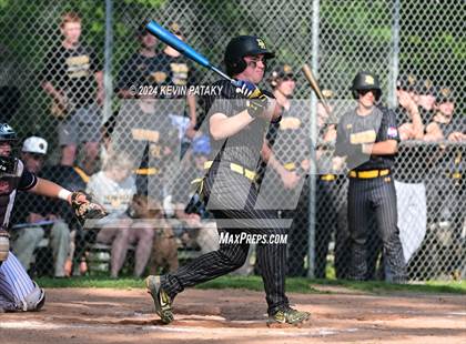 Thumbnail 1 in North Haven @ Daniel Hand (SCC Semifinal) photogallery.