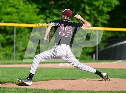 Thumbnail 3 in North Haven @ Daniel Hand (SCC Semifinal) photogallery.