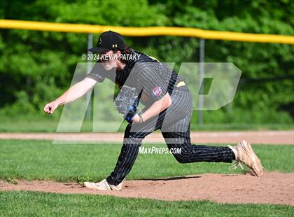 Thumbnail 1 in North Haven @ Daniel Hand (SCC Semifinal) photogallery.