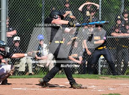 Thumbnail 1 in North Haven @ Daniel Hand (SCC Semifinal) photogallery.