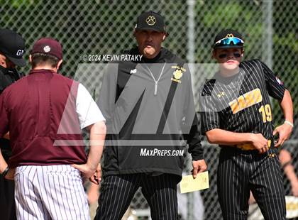 Thumbnail 3 in North Haven @ Daniel Hand (SCC Semifinal) photogallery.